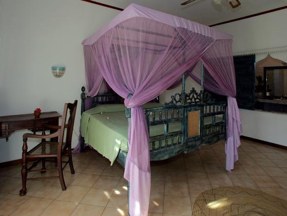 Mtoni Marine - Bedroom1 